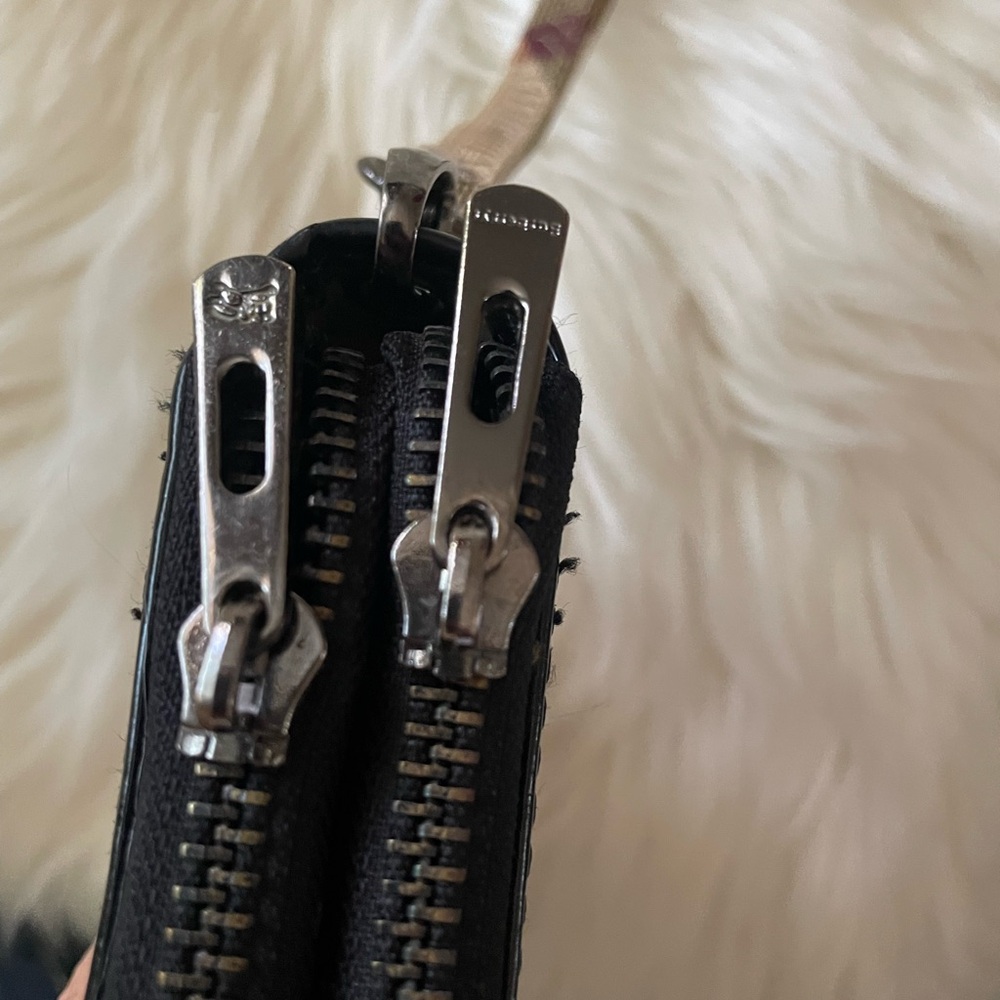 Burberry Beige and Black Check Wallet - Picture 7 of 14